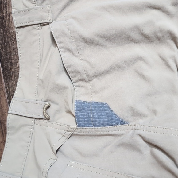 AKHG Quickhatch Cargo Vented Hiking Trail Pants Size 34x32 In Tan Stretch Nylon - Picture 5 of 13